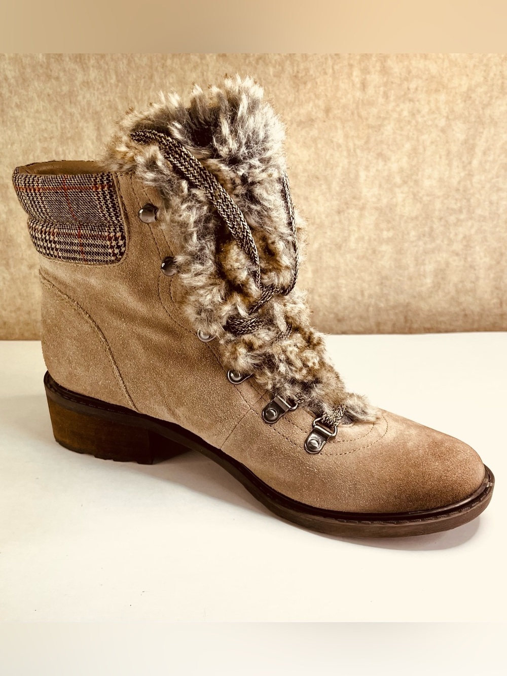 Sam Edelman W Genuine Suede Hiker Lace-Up Ankle Boots Faux Fur Plaid Tweed Sz 9
